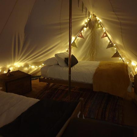 6M Emperor Tent Near Whitby With Log Burner Liverton Ngoại thất bức ảnh
